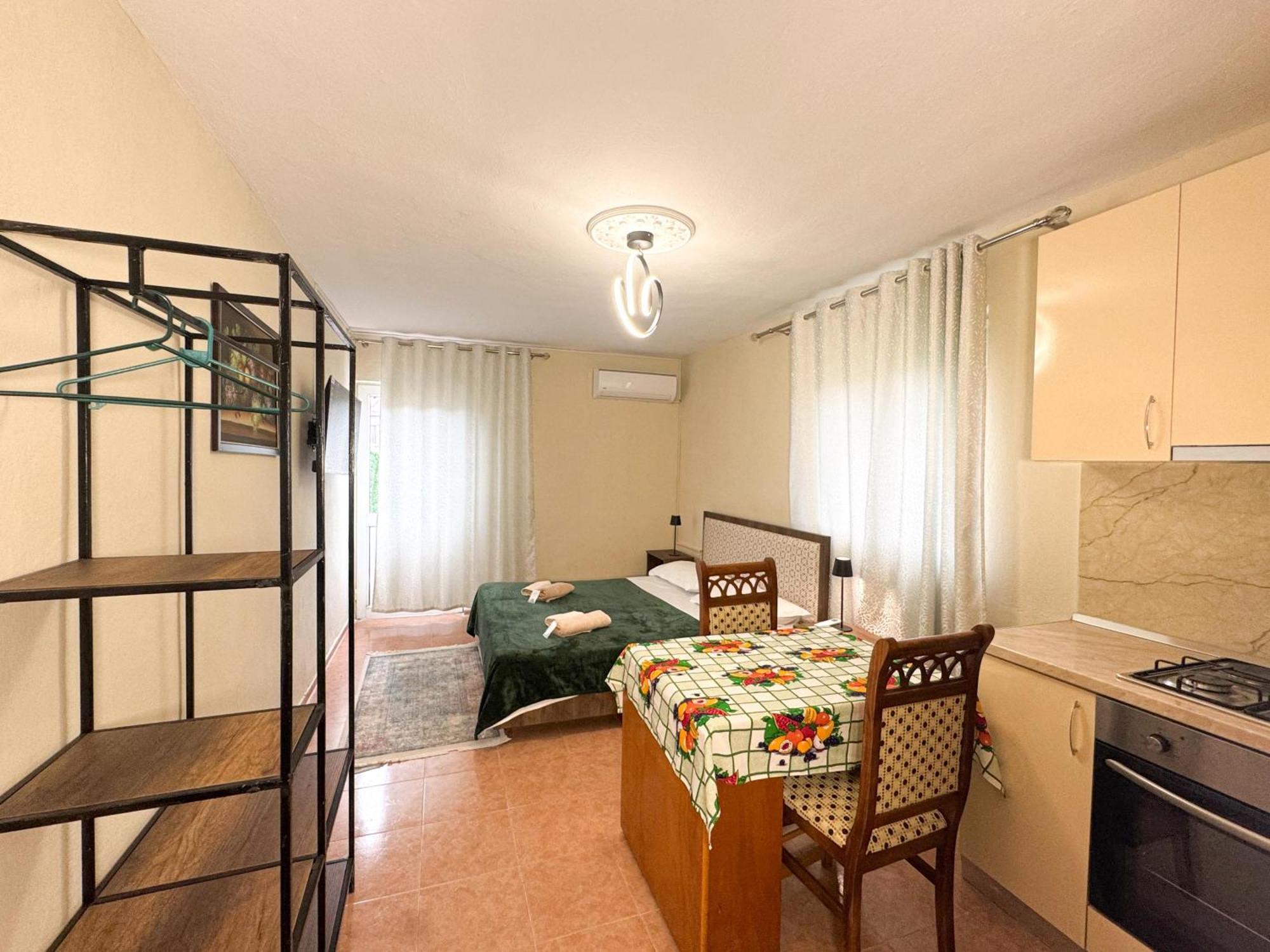 Shkodra Guest House & Trips Exterior foto